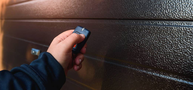 automatic door opener with remote control in Alum Rock