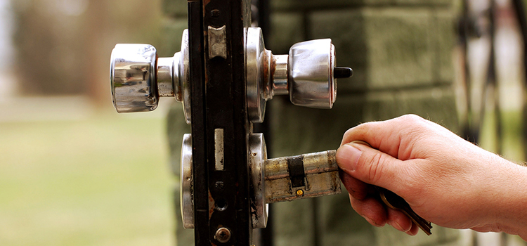 front door latch repair Alum Rock